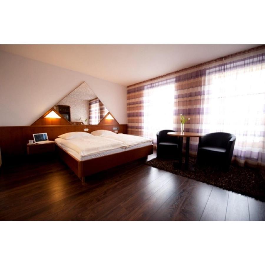 Classic Hotel Kaarst Kültér fotó